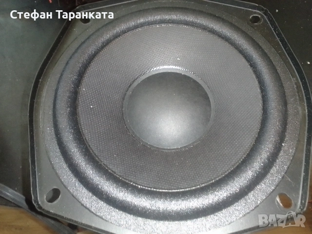 Басов говорител свалян от субуфер 