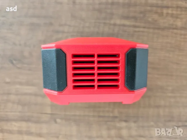Мини зарядно устройство Milwaukee M18TC-0 M18, 18 V, 2.5 А, USB-C, снимка 6 - Други инструменти - 55436767