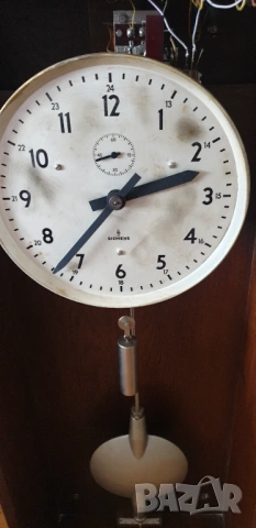 Електромеханичен стенен часовник  Siemens с махало , снимка 10 - Антикварни и старинни предмети - 54217276