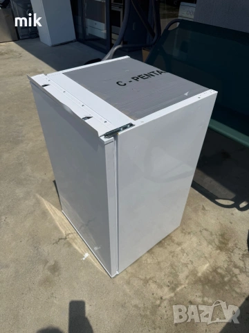 Малък хладилник с камера Whirlpool, снимка 10 - Хладилници - 55046435