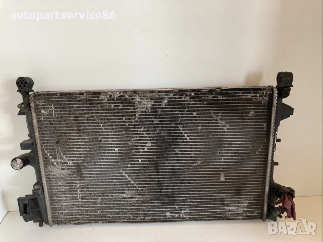 Радиатор за охлаждаща течност за Saab 9-3 1.9 TiD (2008) Valeo 13196477 