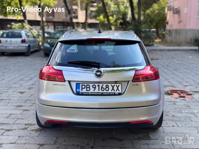 Opel Insignia , снимка 4 - Автомобили и джипове - 54727607
