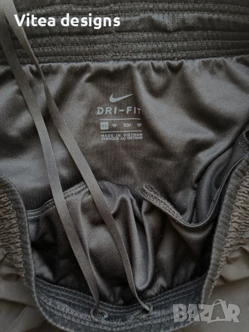 Оригинални спортни панталонки NIKE, снимка 2 - Клинове - 55257808