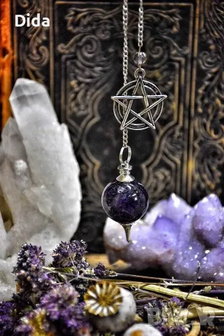 🔮 Консултации и рийдинги с Таро, Ленорман, руни и радиестезично махало 🧿, снимка 6 - Таро карти - 54699011