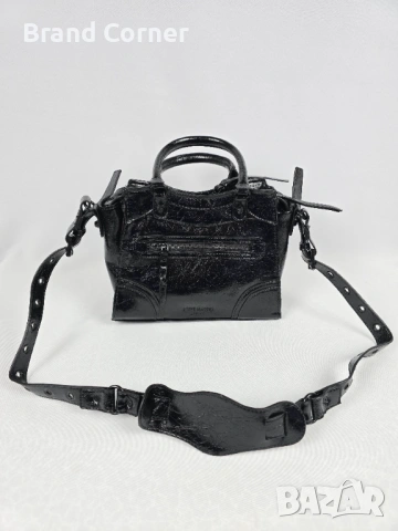 Нова дамска чанта Steve Madden Bcelia Crossbody - черна лак кожа, снимка 5 - Чанти - 54406171