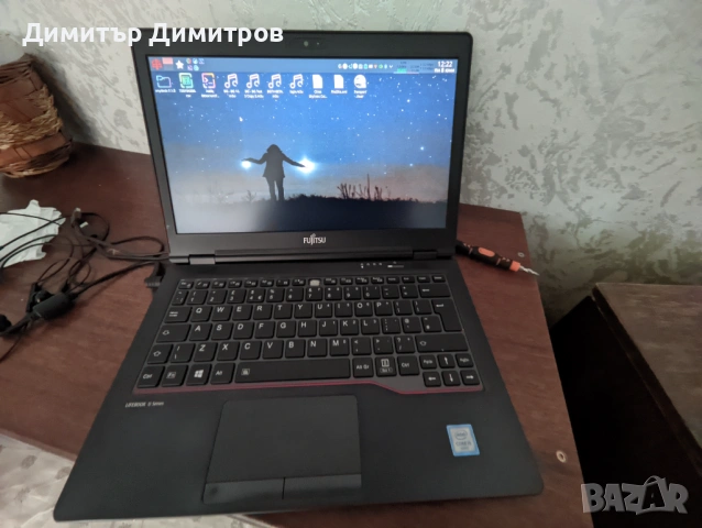 Лаптоп Fujitsu U727 i5-6200u 4gb RAM без диск