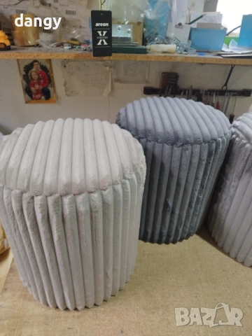 Кръгли табуретки, снимка 7 - Дивани и мека мебел - 49010938
