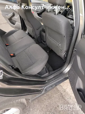 Форд Фокус - Titanium комби N1, снимка 18 - Автомобили и джипове - 55332769