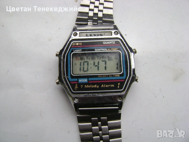 Продавам 5 броя ретро кварцови часовници Levis,Time Tronic,Quartz, снимка 9 - Мъжки - 54142772