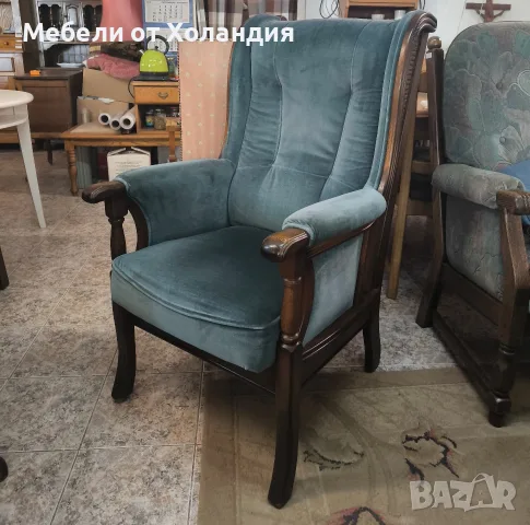 Дъбово кресло с плюшена дамаска