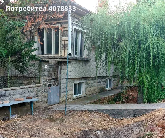 Просторна светла къща с двор в с. Щръклево , снимка 15 - Къщи - 55590030