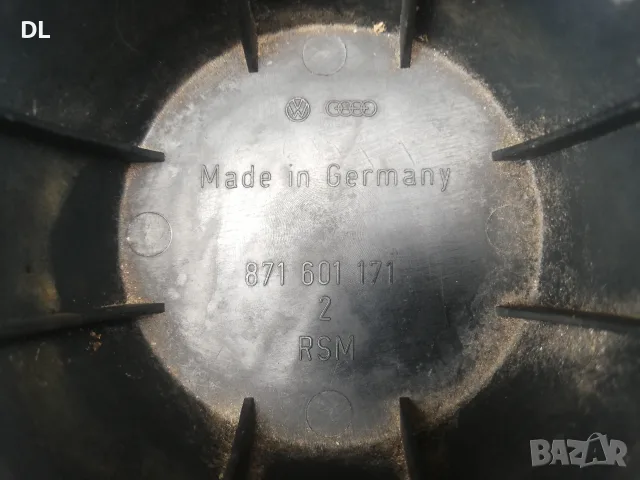 Капачки за джанти Golf Mk2 Jetta Mk2 Passat B3 Corrado 871601171, снимка 3 - Аксесоари и консумативи - 55588605