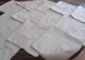 12 броя памучни салфетки с бродерия 41×42 см., снимка 2