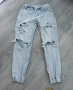 Bershka Axel дамски дънкови джогъри с накъсвания XS, снимка 1