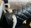 Нова чанта на Chanel , снимка 3