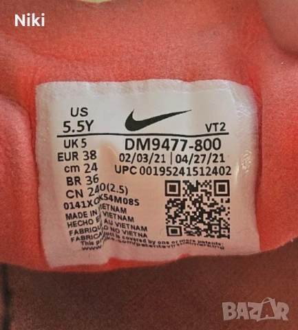 Дамски маратонки Nike, снимка 5 - Маратонки - 54990168
