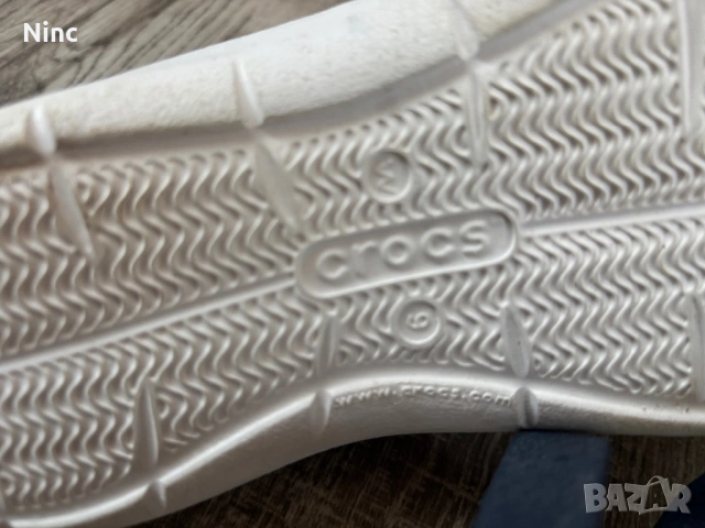 Дамски чехли Crocs 39, снимка 4 - Чехли - 54606234