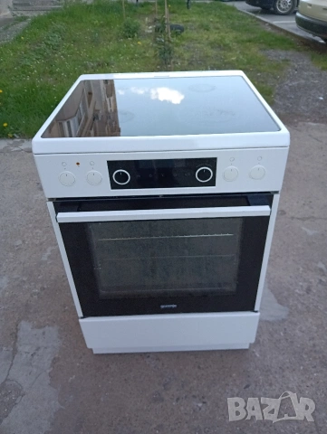 Свободно стояща печка с керамичен плот Gorenje с 2 години Гаранция!