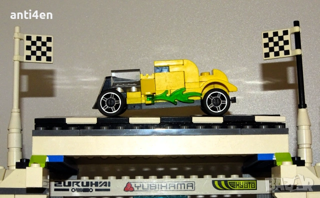Комплект LEGO 8681 „Brick Street Customs“ + Бонус комплект 31115, снимка 2 - Конструктори - 55091871