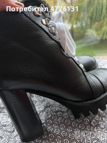 Оригинални обувки Philip Plein 38 размер, снимка 2 - Дамски ежедневни обувки - 53959867