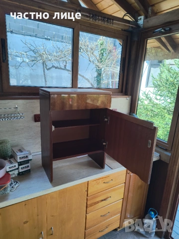 нощно шкафче в Бургас за 9 евро, снимка 2 - Шкафове - 54121938