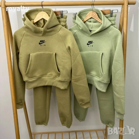 Nike Нов Ватиран Дамски Екип Найк Различни Цветове , снимка 3 - Спортни екипи - 54391336