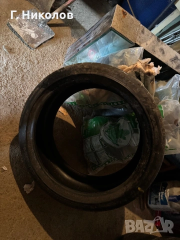 Летни гуми 225/40/18, снимка 2 - Гуми и джанти - 54125687