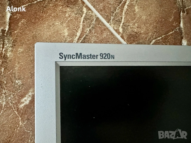 Монитор 19" Samsung SyncMaster 920N, снимка 2 - Монитори - 55252801