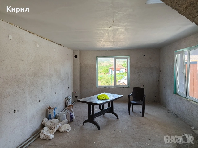 Продавам къща с. Сливница до гр. Кресна, снимка 10 - Къщи - 53787035