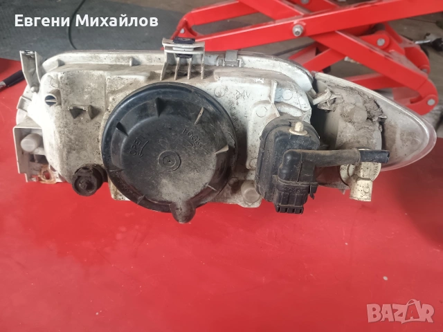 Фар за Рено Меган Сценик , снимка 4 - Части - 55081014