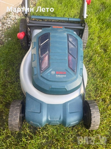 Kосачка с две батерии и зарядно. Bosch Professional GRA 18V2-46, снимка 8 - Градинска техника - 55149029