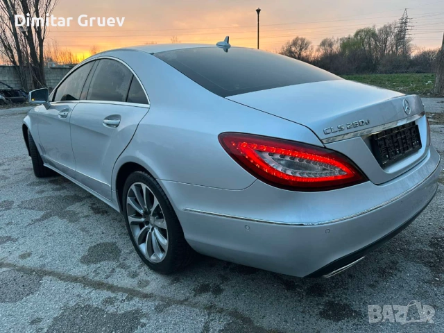 Качваш се и караш , снимка 5 - Автомобили и джипове - 54135220