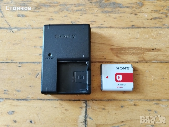 Заряно и батерия SONY BC-CSGB