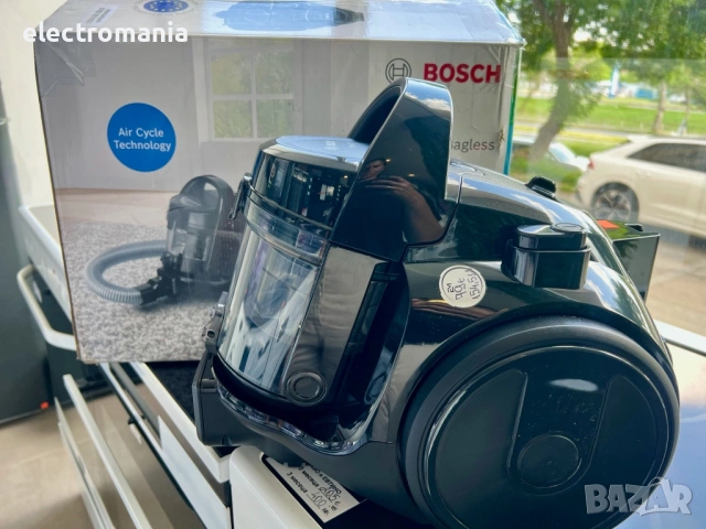 ЧИСТО НОВА!!! прахосмукачка с контейнер Bosch Serie 2 Bagless, снимка 3 - Прахосмукачки - 54511175
