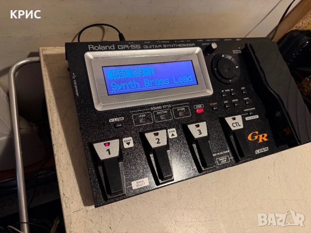 ROLAND GR-55 Китарен Синтезайзер Ефект, снимка 4 - Китари - 54844257