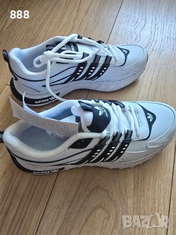 мъжки маратонки Adidas , снимка 3 - Маратонки - 55172695