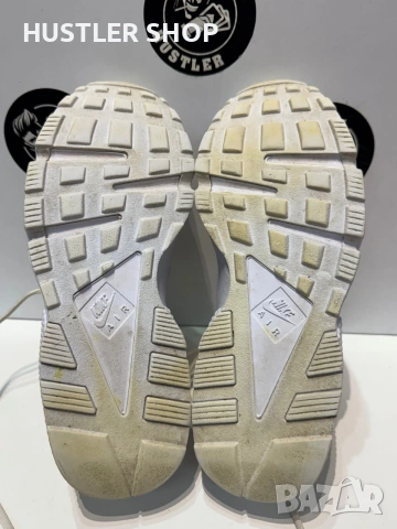 Маратонки NIKE AIR HUARACHE. Номер 42, снимка 9 - Маратонки - 55078295
