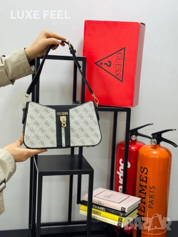 Guess ⚜️Дамски Чанти , снимка 18 - Чанти - 54335960