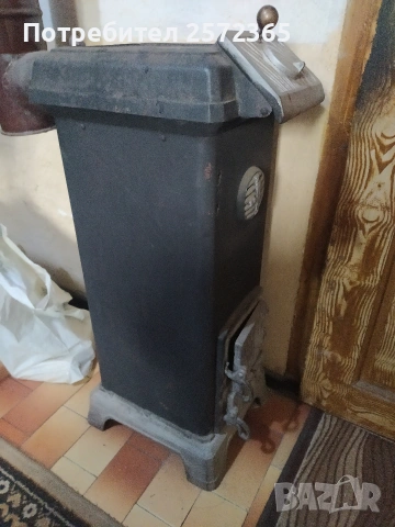 Продавам стара българска тухлена печка на дърва.