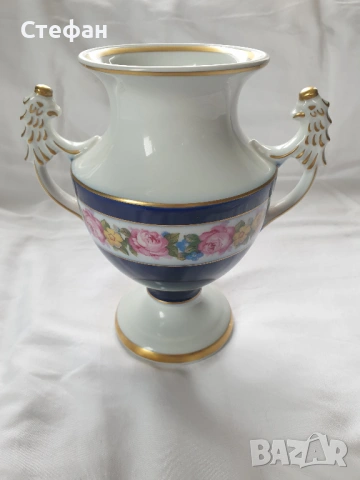 Порцеланова амфора