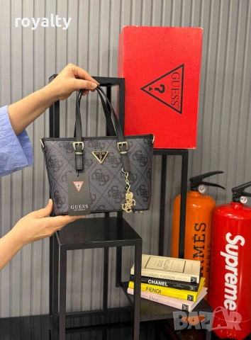 Guess Нова Стилна Дамска Чанта Различни Цветове Гес, снимка 4 - Чанти - 55026984
