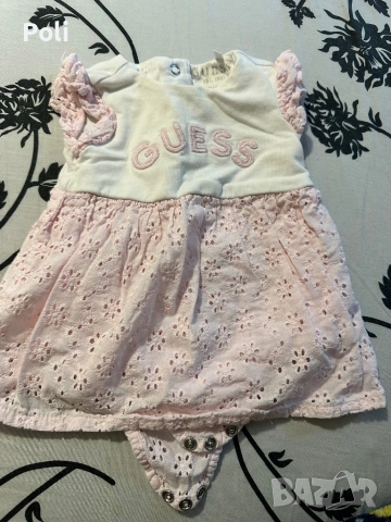Бебешка рокля на Guess 0-3, снимка 3 - Бебешки рокли - 53827498