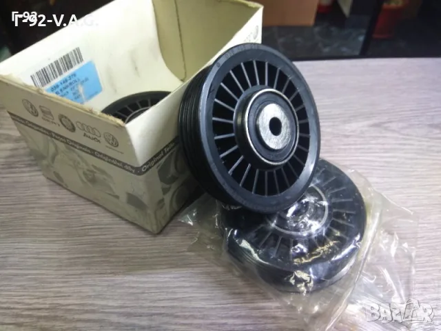 038145278**NEU**VAG**AUDI**Паразитна / водеща ролка, пистов ремък** 