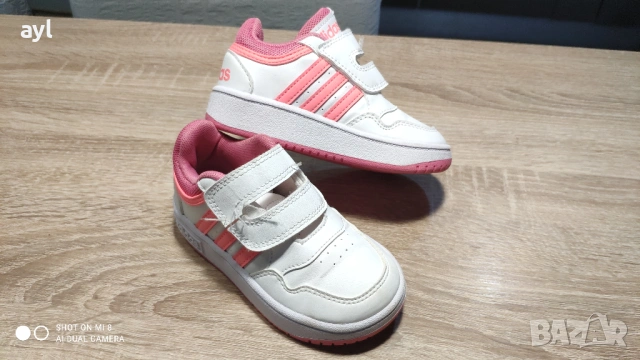 Детски Маратонки Adidas Hoops Маратонки, снимка 2 - Детски маратонки - 54585955