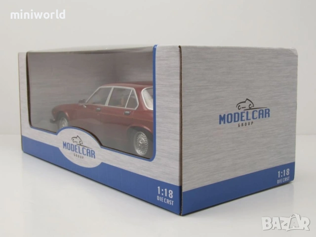 Jaguar XJ Series III 1979 - мащаб 1:18 на MCG моделът е нов в кутия, снимка 9 - Колекции - 54823199