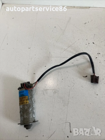 Мотор за седалка предна лява за Mercedes S500 W220 (1998-2005) 0130002479 2208201542, снимка 3 - Части - 55243227