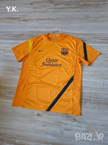 Оригинална мъжка тениска Nike Dri-Fit x F.C. Barcelona / Season 11-12 (Training), снимка 2 - Тениски - 54687867