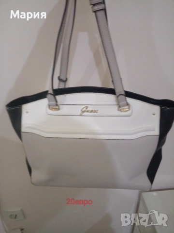 Обувки Guess, снимка 7 - Дамски ежедневни обувки - 54439162