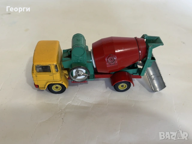 Siku Метално камионче, снимка 8 - Колекции - 55153669