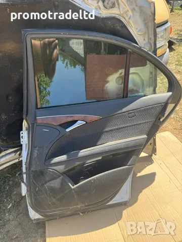 Задна дясна лява врата Мерцедес Е класа W211 E270 E280 E320 седан , снимка 3 - Части - 55680500